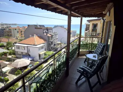 Gnezdo Apartment Sarafovo
