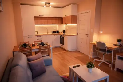 EMERALD SUITE with private parking