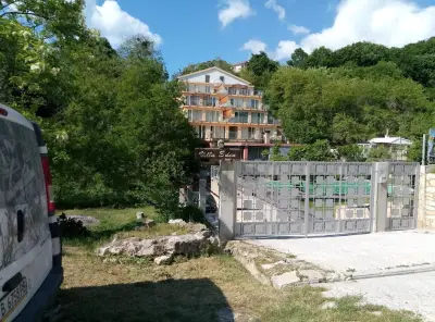 Вила Еден