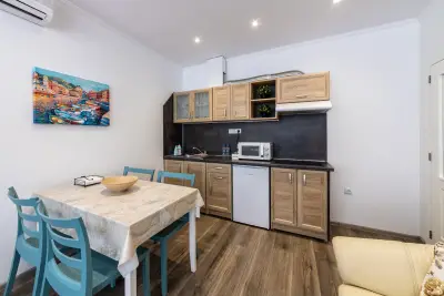 E-home Apartments
