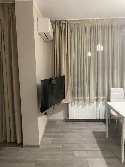 Movie flats