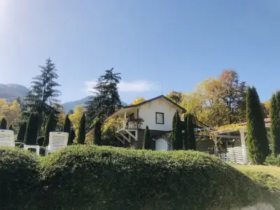 Хотел, Ресторант, СПА Езерото