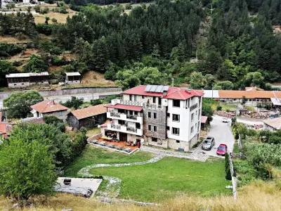 Trigrad Hotel