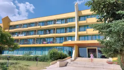 Hotel Ambassador - Free Parking