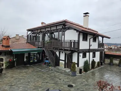 Seven Springs Hotel