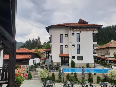 Seven Springs Hotel