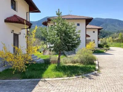 Pinerose Resort