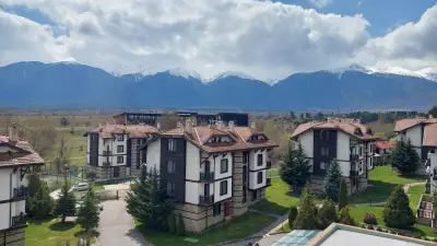 Three Mountains Apartment
