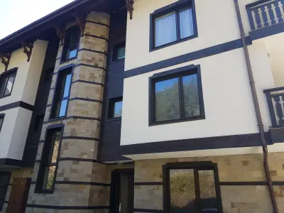 Three Mountains Apartment
