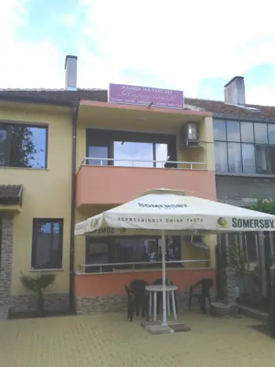 Къща за гости Карауланов