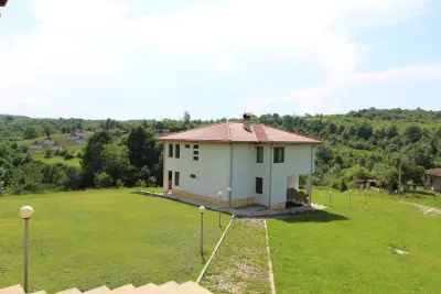 Къщи под наем село Малка Черковна