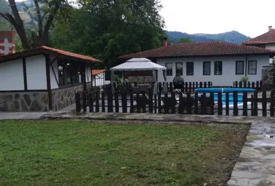 Къща „Речен кът“