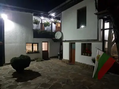 Къща Балканец