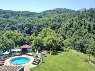 Къща за гости Леин Котич - Guest house Lein Cottage
