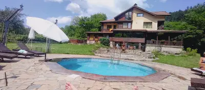 Къща за гости Леин Котич - Guest house Lein Cottage