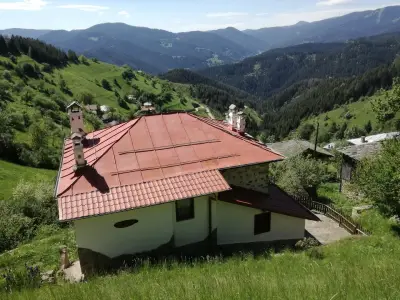 Къща за гости Веселата Къща