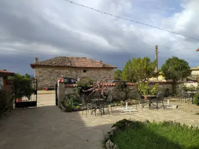 Къща за гости "Калоянови къщи"
