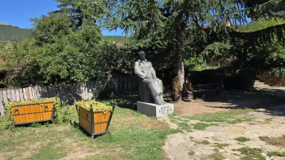 Анастасия Kъща за гости