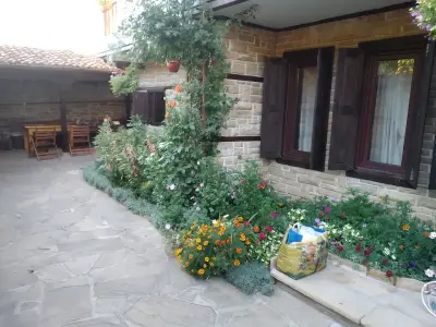 Ралевата къща