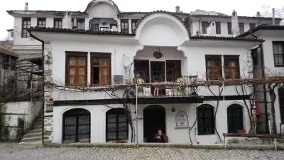 Комитова къща