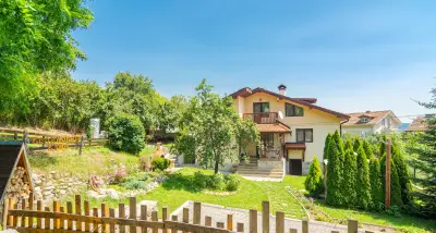 Велиновата Къща