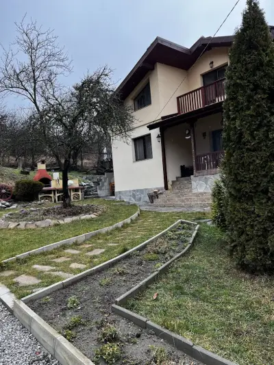 Велиновата Къща