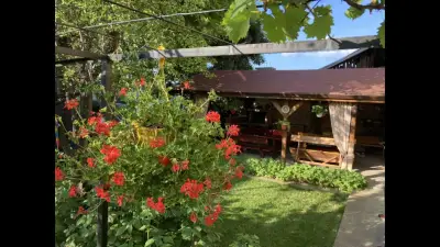 Guest house “LIZI”