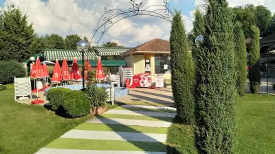 Хотел Русе Комплекс Рай - Ресторант и Басейн