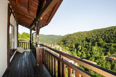 The Pine Levochevo - Guesthouse and Coworking space