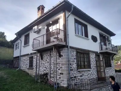 Къща за гости при Аязмото