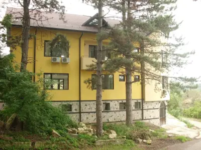 Къща за гости Авлига