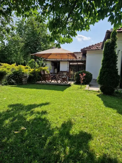 Къща за гости Casa Blanca
