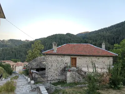 Вълчановата къща ,Фотински Водопади ,Батак