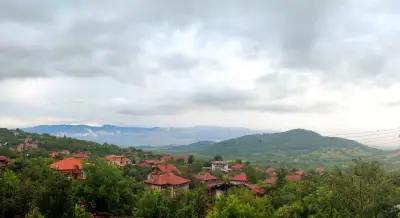 Вила за гости "Азалия"