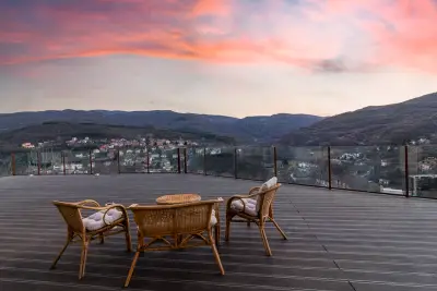 Звездната къща/The Star House