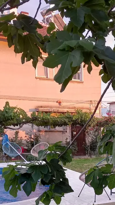 КЪЩА ЗА ГОСТИ ПРИЯТЕЛИ