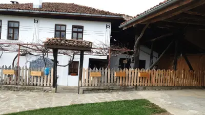 Къща за гости Хриси