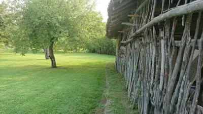 Къща Равеста