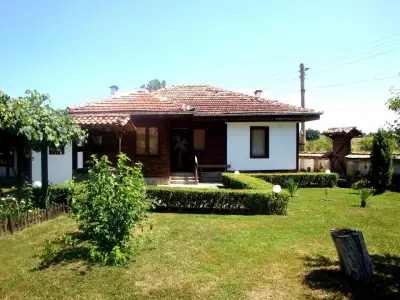 Къща Равеста