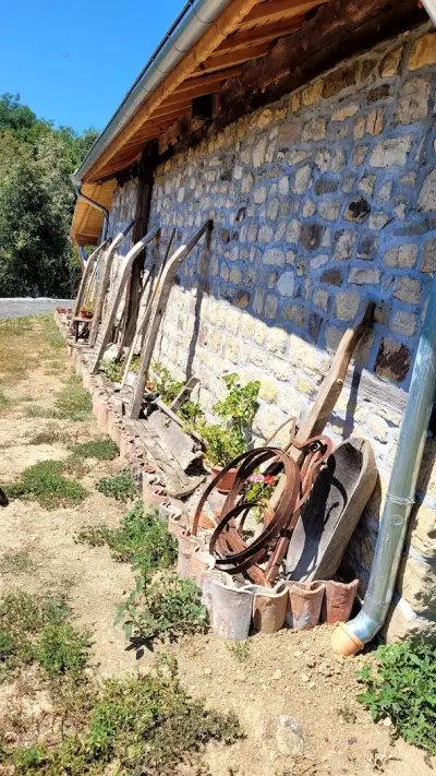 Къщи за гости "Залеза & Зората"