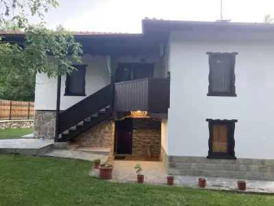 Бащината къща