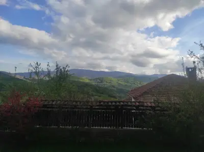 Къща "Брезите"