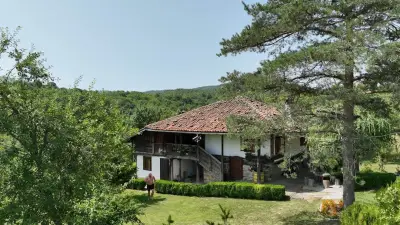 Никифоровата Къща