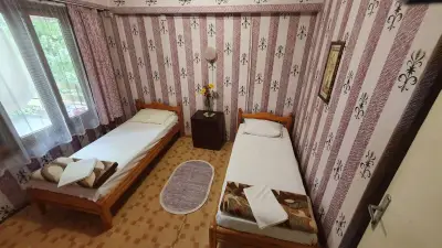 Къща за гости 100-те Бора
