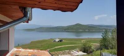 Vila Marina Ilkoni at Jrebchevo dam