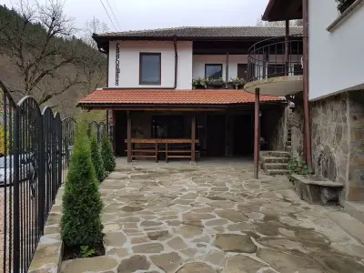 къща за гости Габровщица
