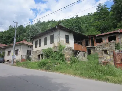 Къща за гости "Добруджанка" село Бели Осъм , Троянско