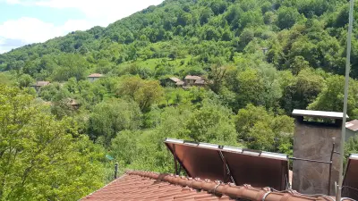 Къща за гости "Добруджанка" село Бели Осъм , Троянско