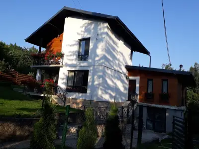 Къща за гости Романс | Guest House Romance | Къща с басейн Орешак | Джакузи | Сауна | Pet Friendly