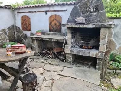 къща Слави